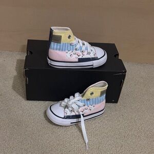 Converse Kids High-Top Sneakers size 5 TL